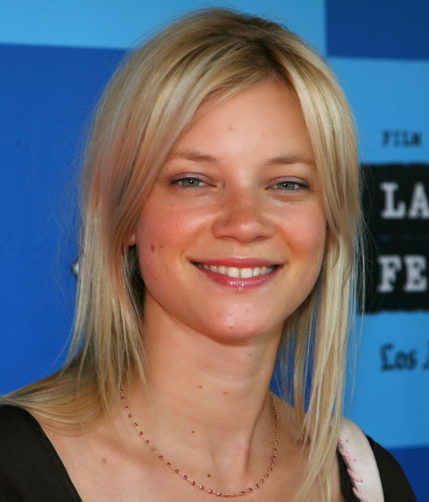 Amy smart sexy pictures